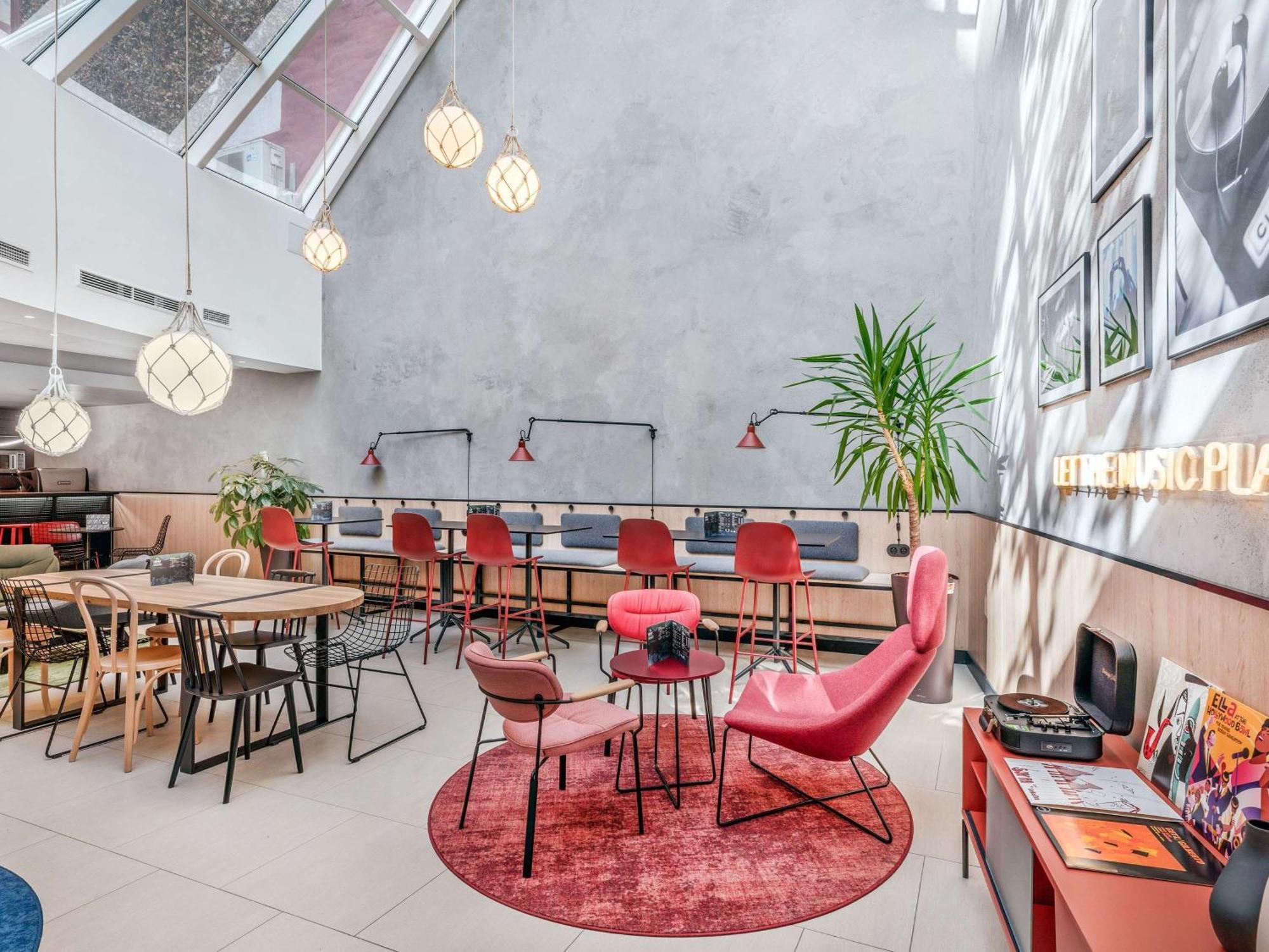 Ibis Centrum Szálloda 3*